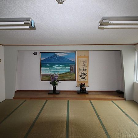 Ryokan Saihokutei Rishirifuji Экстерьер фото