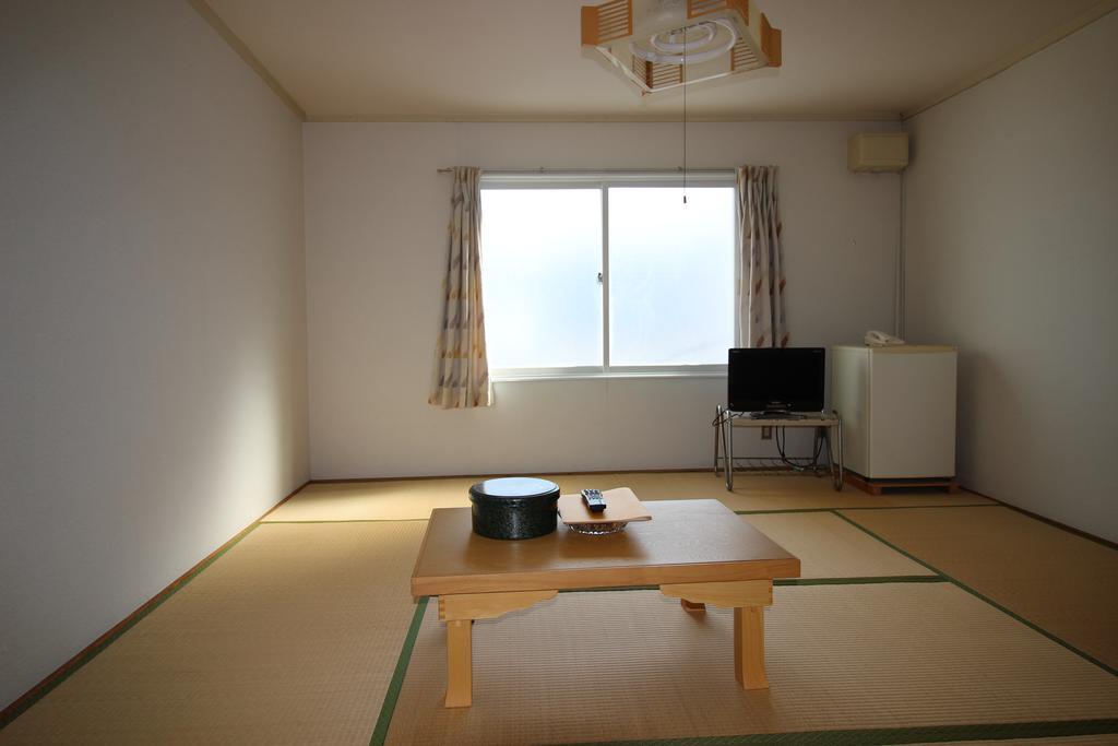 Ryokan Saihokutei Rishirifuji Экстерьер фото