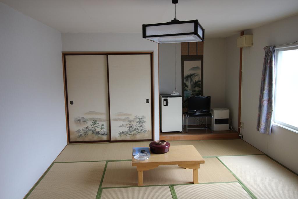 Ryokan Saihokutei Rishirifuji Экстерьер фото