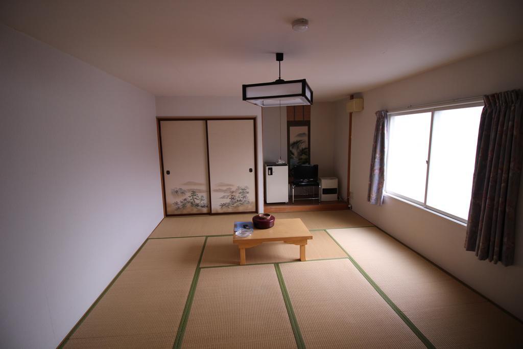 Ryokan Saihokutei Rishirifuji Экстерьер фото
